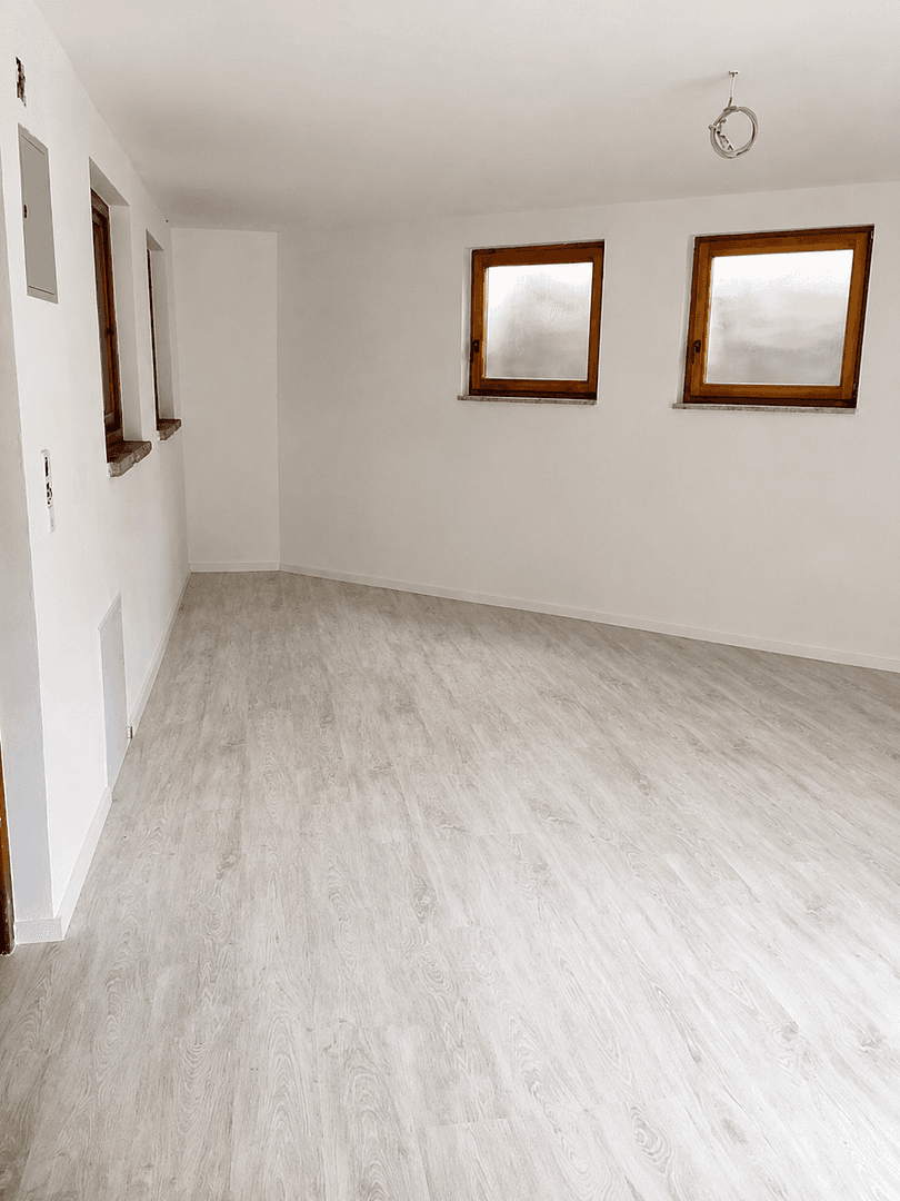 Prodej domu 183 m², pozemek 200 m², Kaiserslautern, Porýní-Falc Prodej domu 183 m², pozemek 200 m², Kaiserslautern, Porýní-Falc