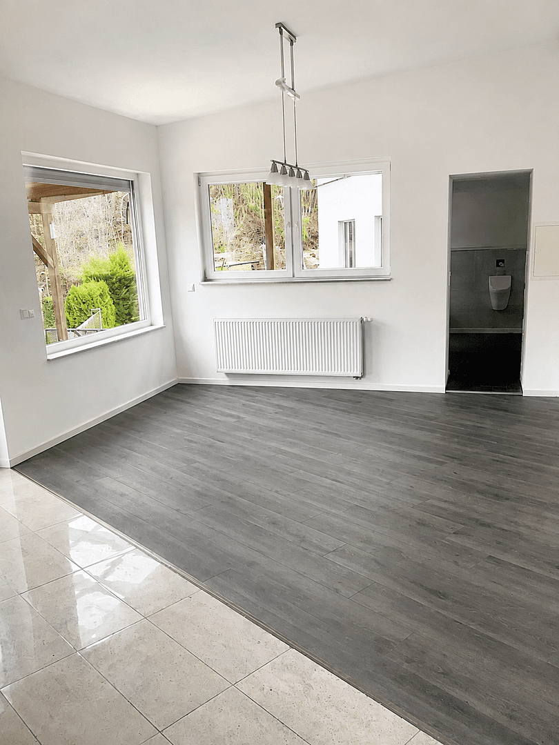 Prodej domu 183 m², pozemek 200 m², Kaiserslautern, Porýní-Falc Prodej domu 183 m², pozemek 200 m², Kaiserslautern, Porýní-Falc