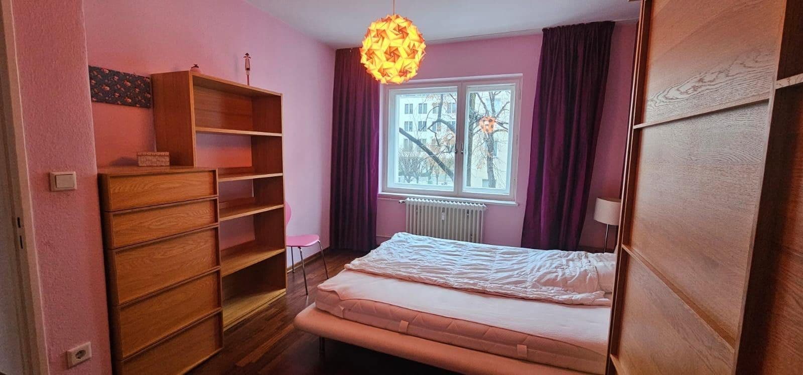 Prodej bytu 2+1 62 m², Düsseldorfer Str. 41, Berlin, Berlín Prodej bytu 2+1 62 m², Düsseldorfer Str. 41, Berlin, Berlín