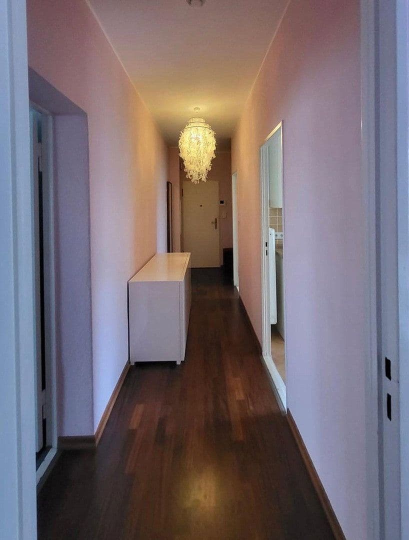 Prodej bytu 2+1 62 m², Düsseldorfer Str. 41, Berlin, Berlín Prodej bytu 2+1 62 m², Düsseldorfer Str. 41, Berlin, Berlín