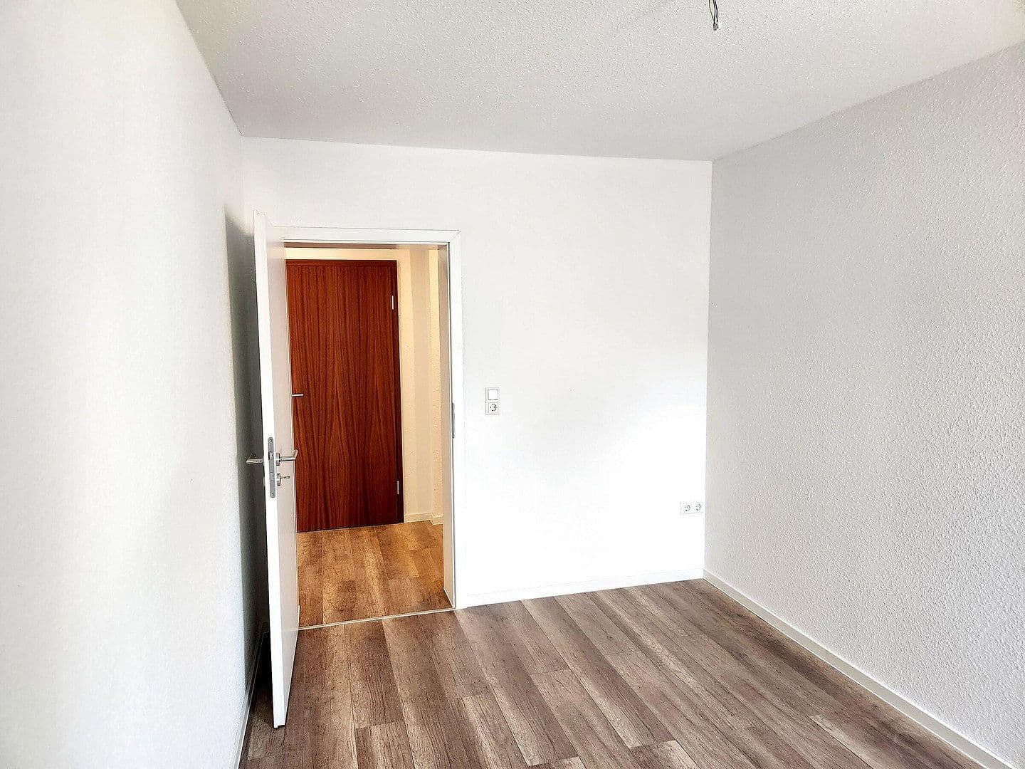Pronájem bytu 3+1 68 m², Rudolf-Breitscheid-Straße 21, Lichtenstein/Sachsen, Sasko Pronájem bytu 3+1 68 m², Rudolf-Breitscheid-Straße 21, Lichtenstein/Sachsen, Sasko