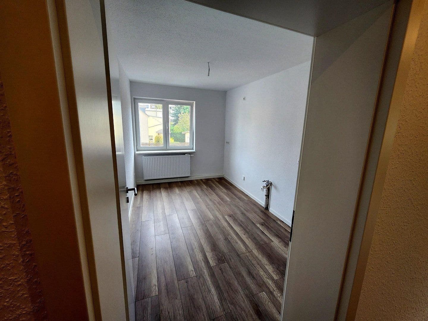 Pronájem bytu 3+1 68 m², Rudolf-Breitscheid-Straße 21, Lichtenstein/Sachsen, Sasko Pronájem bytu 3+1 68 m², Rudolf-Breitscheid-Straße 21, Lichtenstein/Sachsen, Sasko
