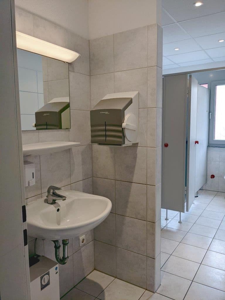 Pronájem nebytového prostoru 8.156 m², Gelnhausen, Hessen Pronájem nebytového prostoru 8.156 m², Gelnhausen, Hessen