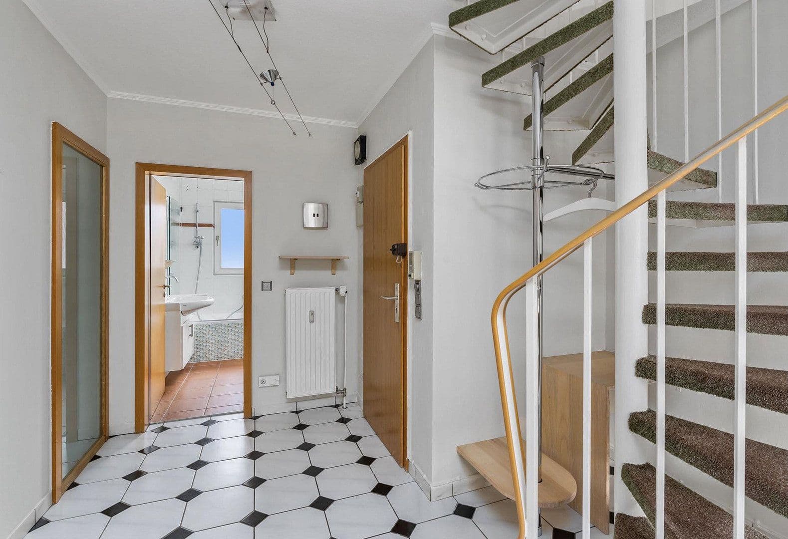 Prodej bytu 5+1 127 m², Organistenweg 5, Buxtehude, Dolní Sasko Prodej bytu 5+1 127 m², Organistenweg 5, Buxtehude, Dolní Sasko