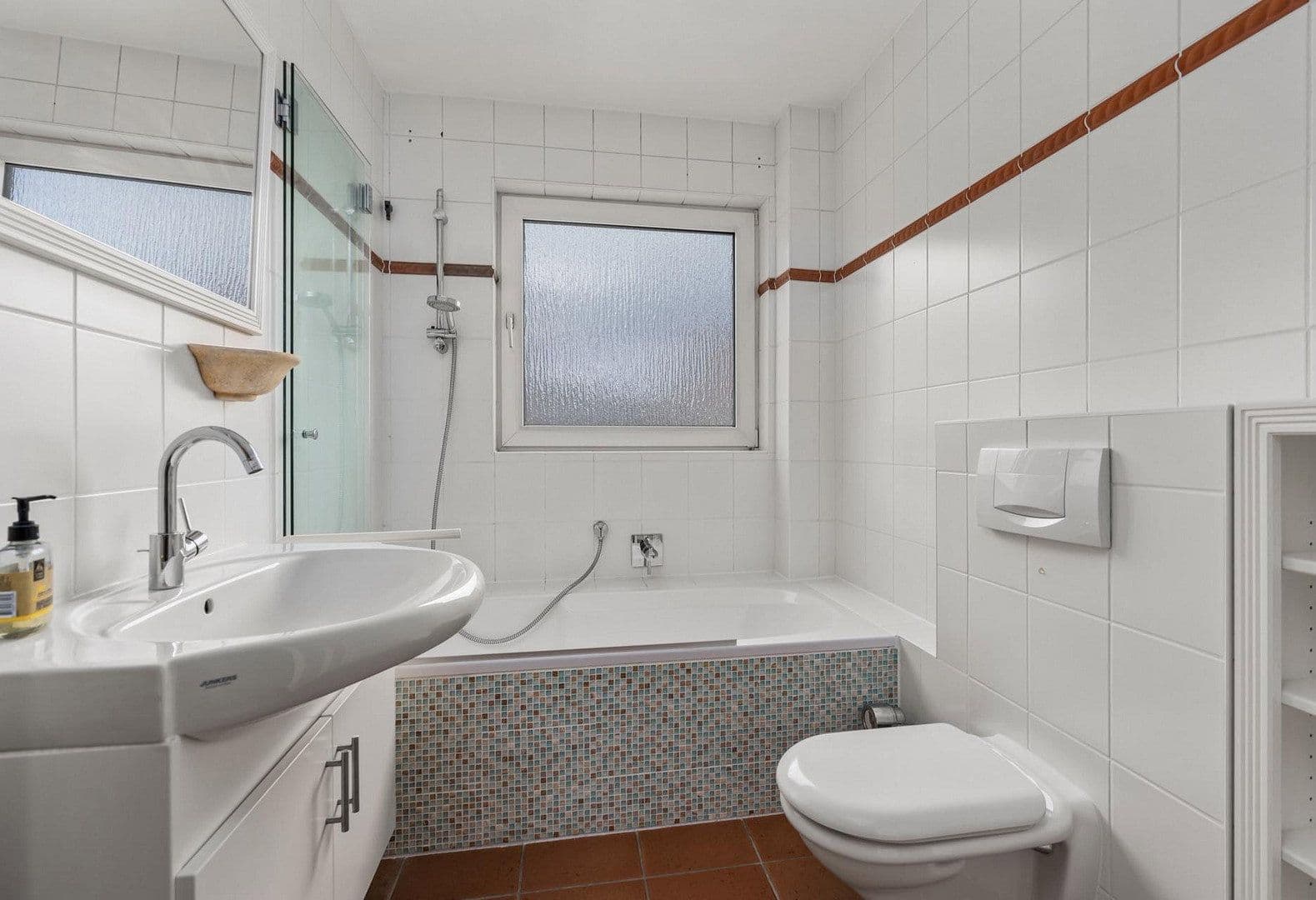 Prodej bytu 5+1 127 m², Organistenweg 5, Buxtehude, Dolní Sasko Prodej bytu 5+1 127 m², Organistenweg 5, Buxtehude, Dolní Sasko