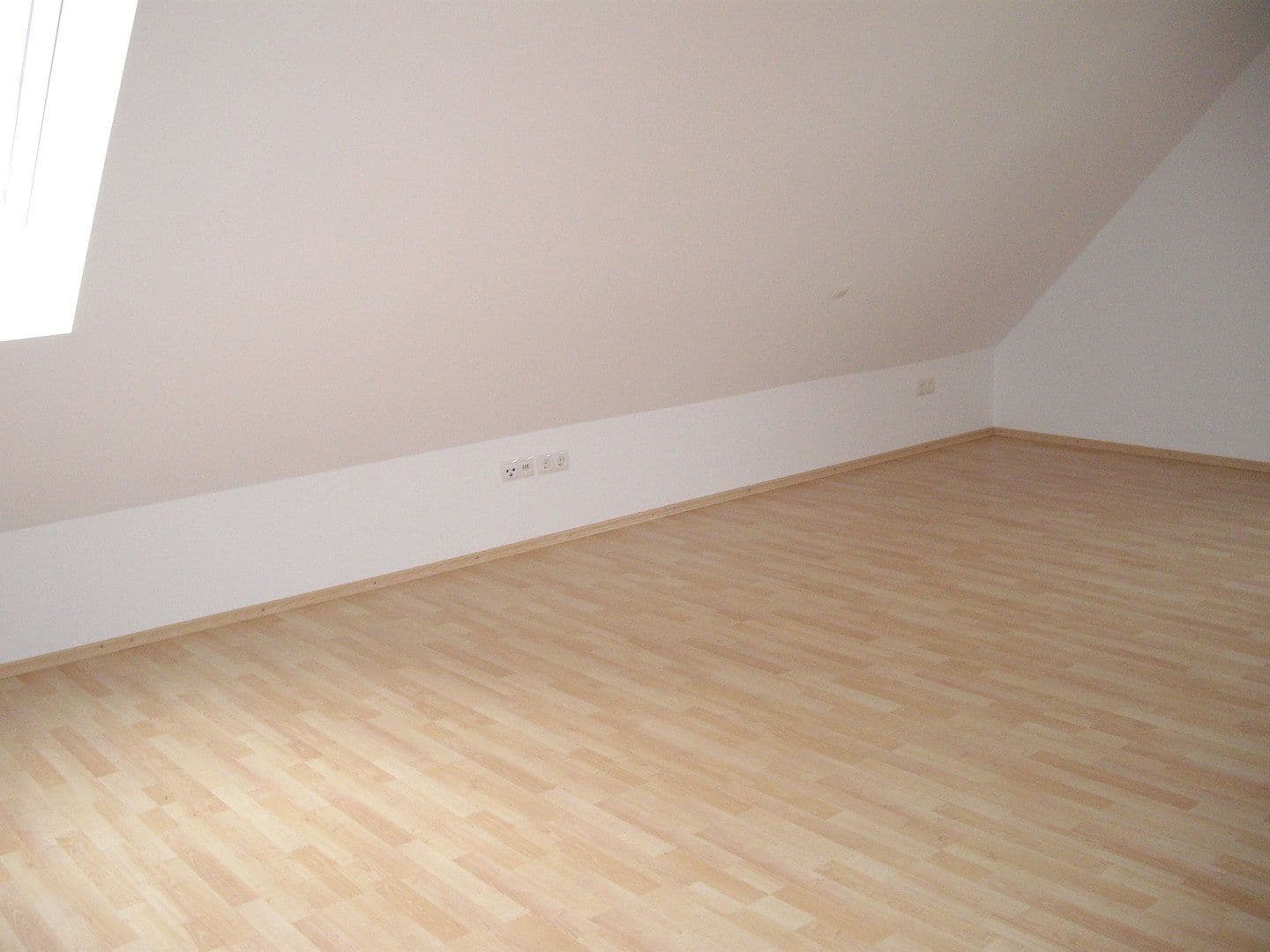 Pronájem bytu 4+1 103 m², Reichsdorfstraße 5, Sennfeld, Bavorsko Pronájem bytu 4+1 103 m², Reichsdorfstraße 5, Sennfeld, Bavorsko