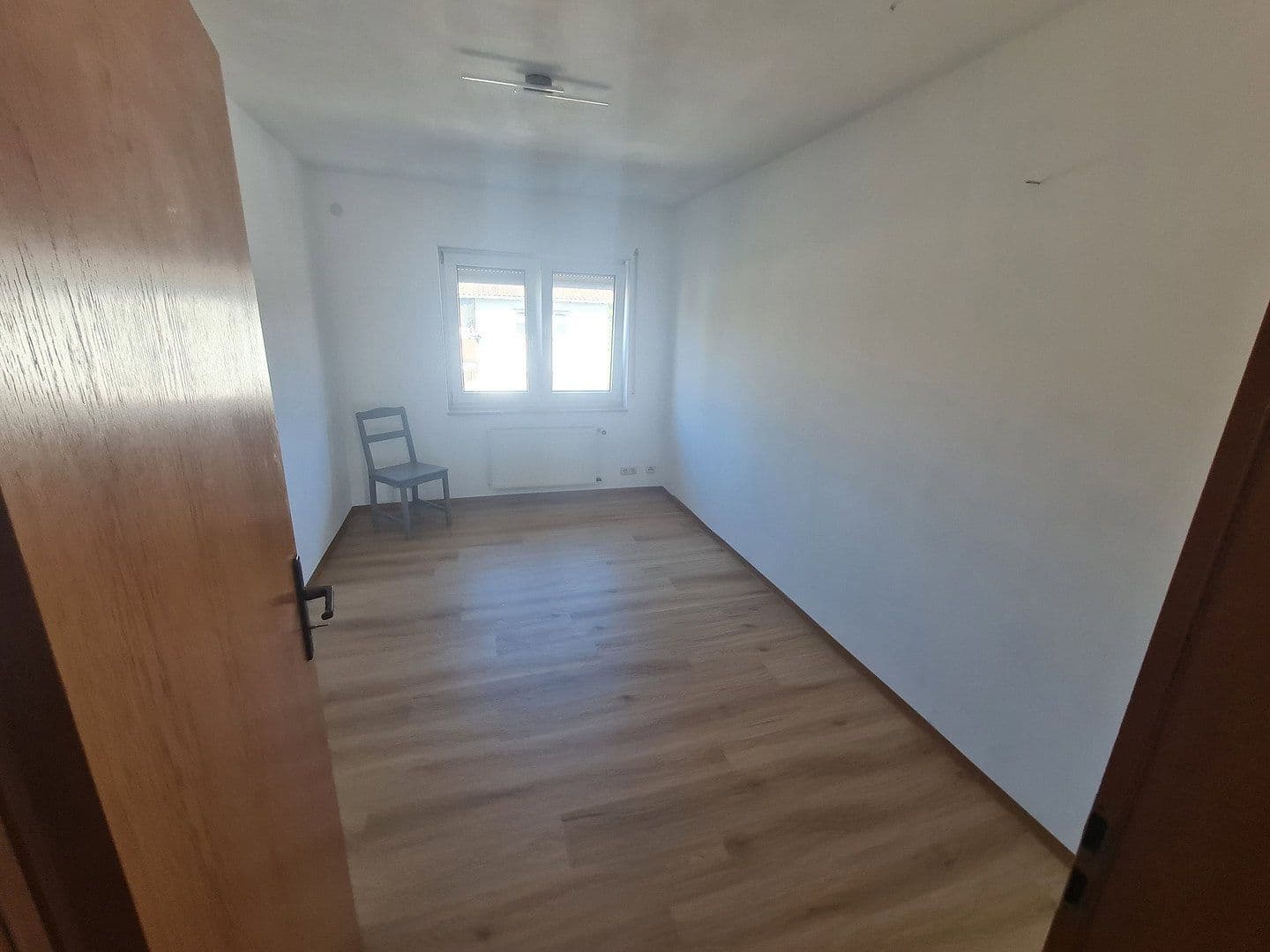 Pronájem bytu 4+1 105 m², Orchideenweg 3, Stutensee, Bádensko-Württembersko Pronájem bytu 4+1 105 m², Orchideenweg 3, Stutensee, Bádensko-Württembersko