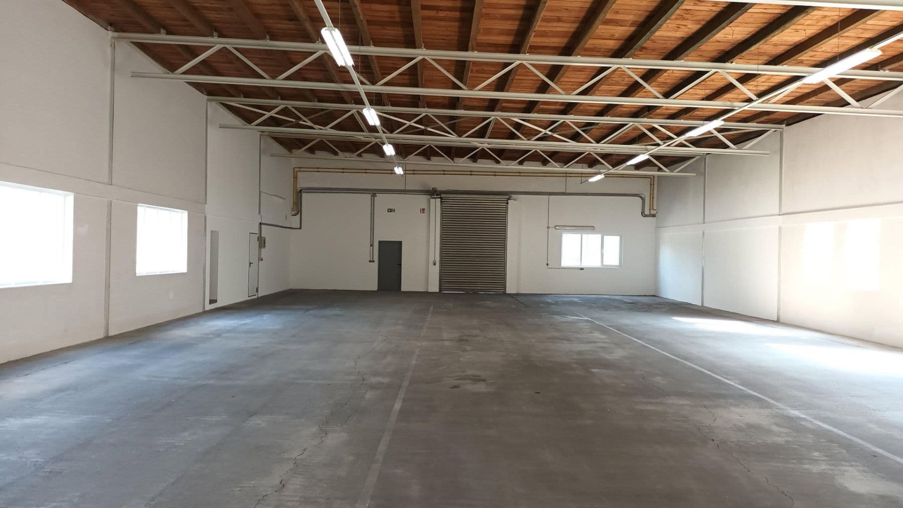 Pronájem nebytového prostoru 860 m², Neunkirchen, Severní Porýní-Vestfálsko Pronájem nebytového prostoru 860 m², Neunkirchen, Severní Porýní-Vestfálsko
