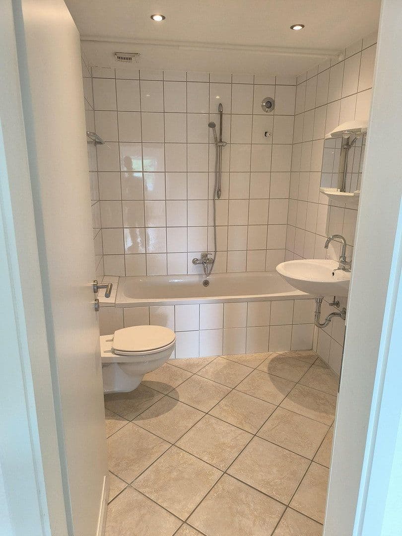 Pronájem kanceláře 47 m², An der Steig 17, Stadecken-Elsheim, Porýní-Falc Pronájem kanceláře 47 m², An der Steig 17, Stadecken-Elsheim, Porýní-Falc