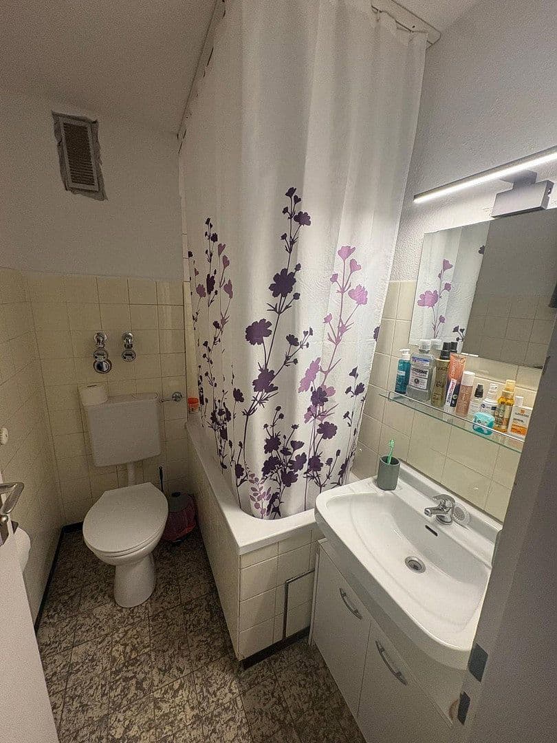 Prodej bytu 1+1 23 m², Eschenbrünnlestraße 84, Sindelfingen, Bádensko-Württembersko Prodej bytu 1+1 23 m², Eschenbrünnlestraße 84, Sindelfingen, Bádensko-Württembersko