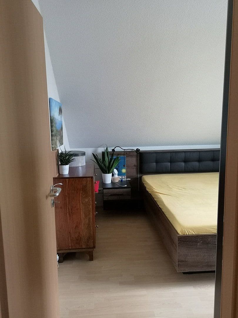 Pronájem bytu 3+1 100 m², Willy-Brandt-Str. 3, Bergisch Gladbach, Severní Porýní-Vestfálsko Pronájem bytu 3+1 100 m², Willy-Brandt-Str. 3, Bergisch Gladbach, Severní Porýní-Vestfálsko