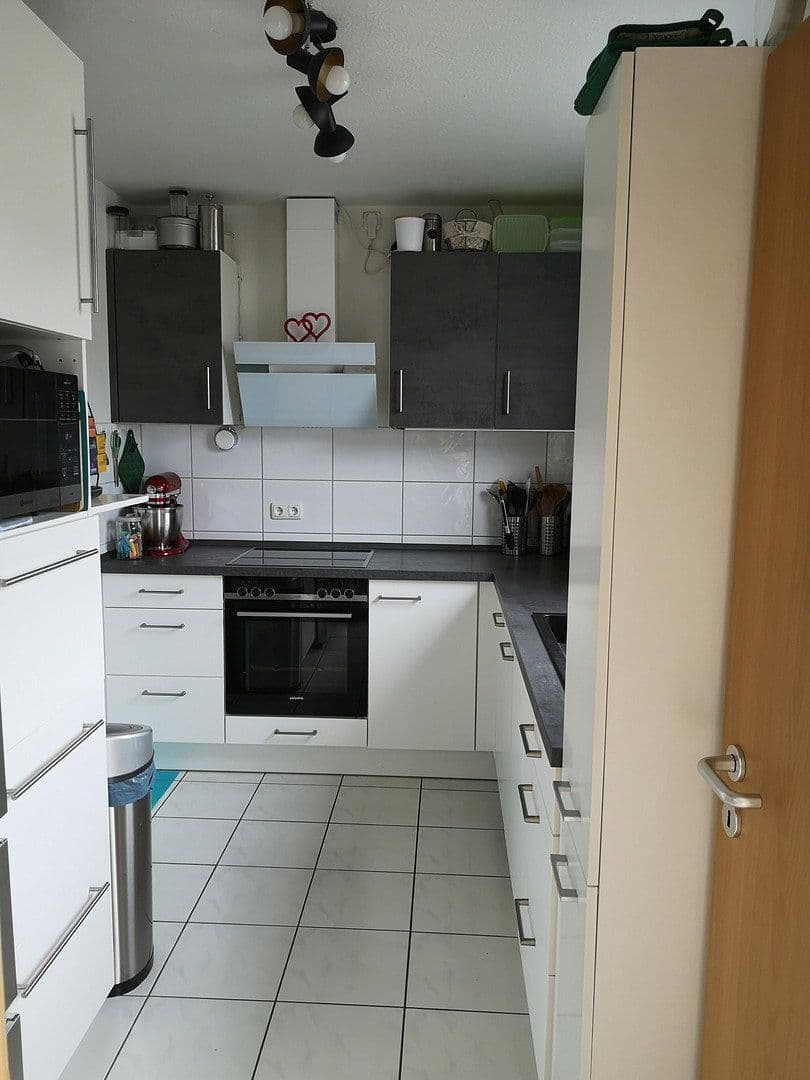 Pronájem bytu 3+1 100 m², Willy-Brandt-Str. 3, Bergisch Gladbach, Severní Porýní-Vestfálsko Pronájem bytu 3+1 100 m², Willy-Brandt-Str. 3, Bergisch Gladbach, Severní Porýní-Vestfálsko