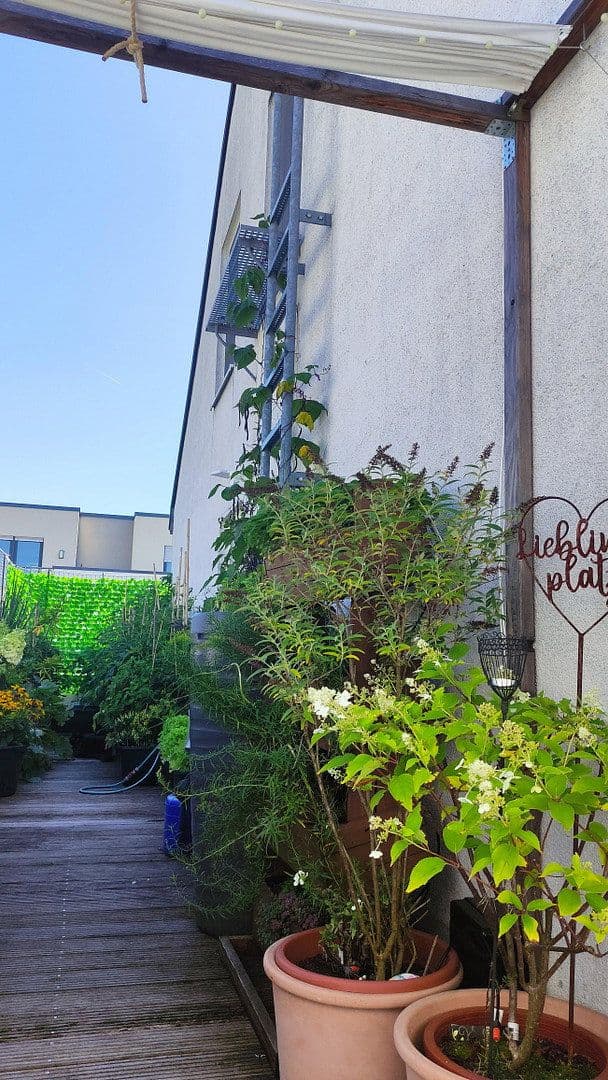 Pronájem bytu 3+1 100 m², Willy-Brandt-Str. 3, Bergisch Gladbach, Severní Porýní-Vestfálsko Pronájem bytu 3+1 100 m², Willy-Brandt-Str. 3, Bergisch Gladbach, Severní Porýní-Vestfálsko
