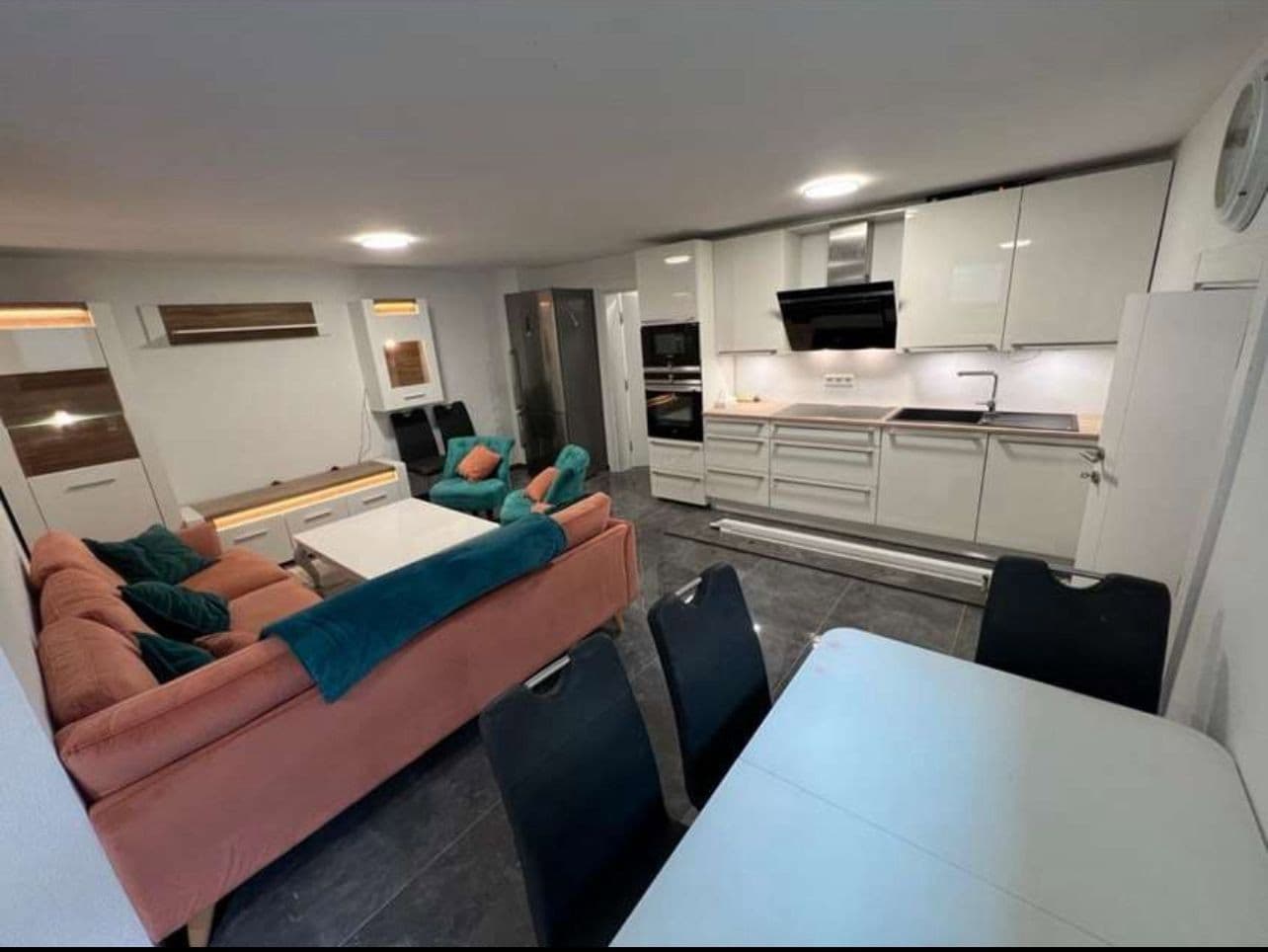 Pronájem bytu 2+1 55 m², Auf der Weingartsweide 20 A, Neuberg, Hessen Pronájem bytu 2+1 55 m², Auf der Weingartsweide 20 A, Neuberg, Hessen