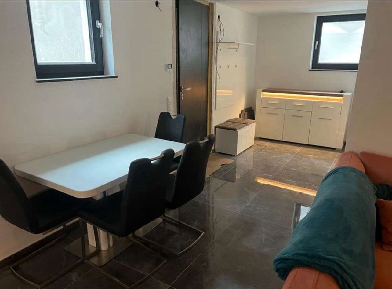 Pronájem bytu 2+1 55 m², Auf der Weingartsweide 20 A, Neuberg, Hessen Pronájem bytu 2+1 55 m², Auf der Weingartsweide 20 A, Neuberg, Hessen