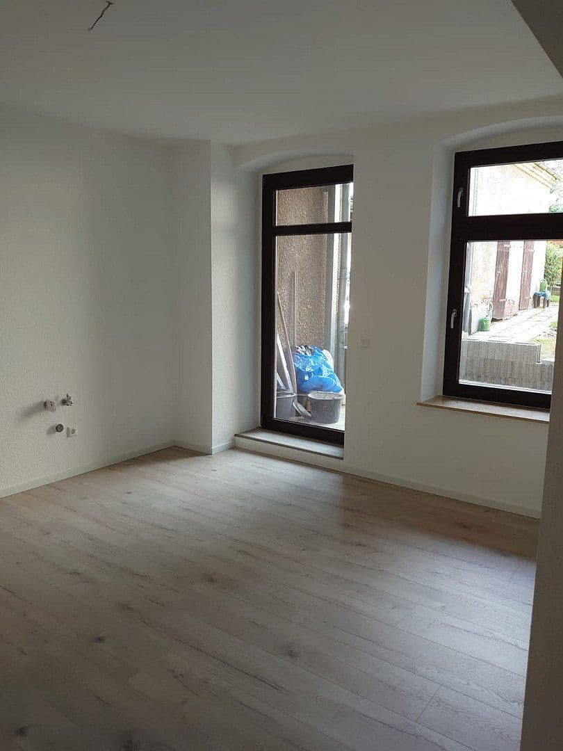 Pronájem bytu 2+1 94 m², Humboldtstraße 8, Reichenbach, Sasko Pronájem bytu 2+1 94 m², Humboldtstraße 8, Reichenbach, Sasko