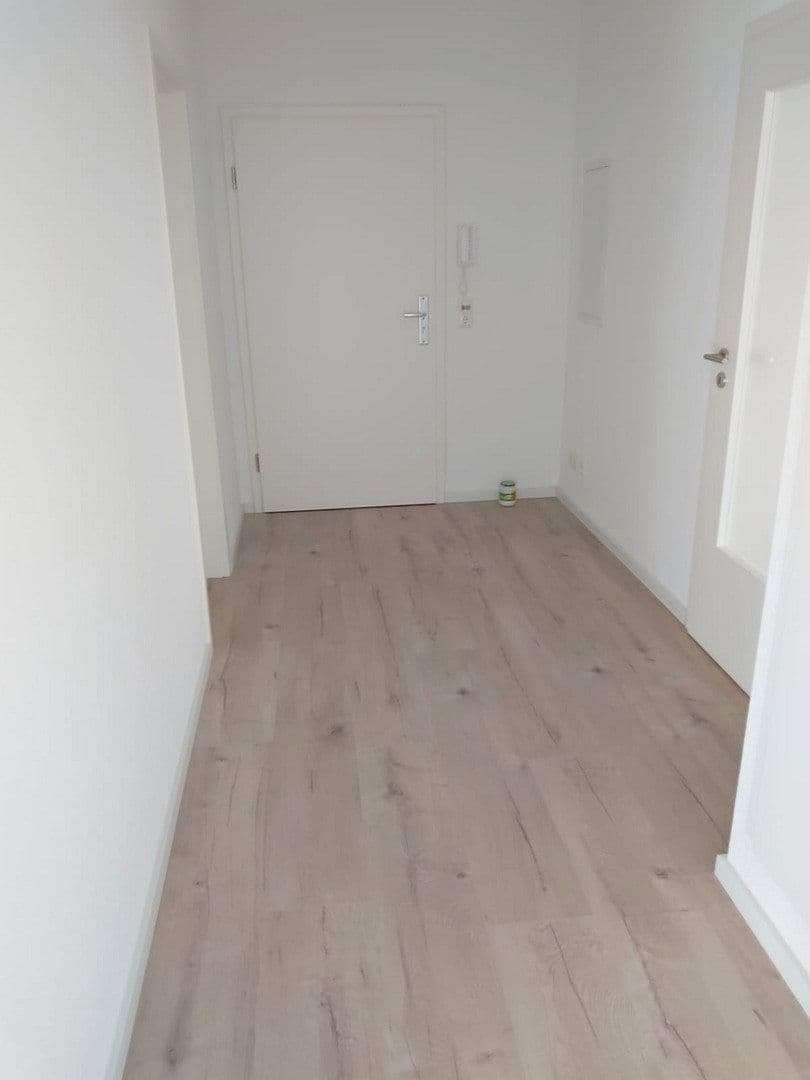 Pronájem bytu 2+1 94 m², Humboldtstraße 8, Reichenbach, Sasko Pronájem bytu 2+1 94 m², Humboldtstraße 8, Reichenbach, Sasko