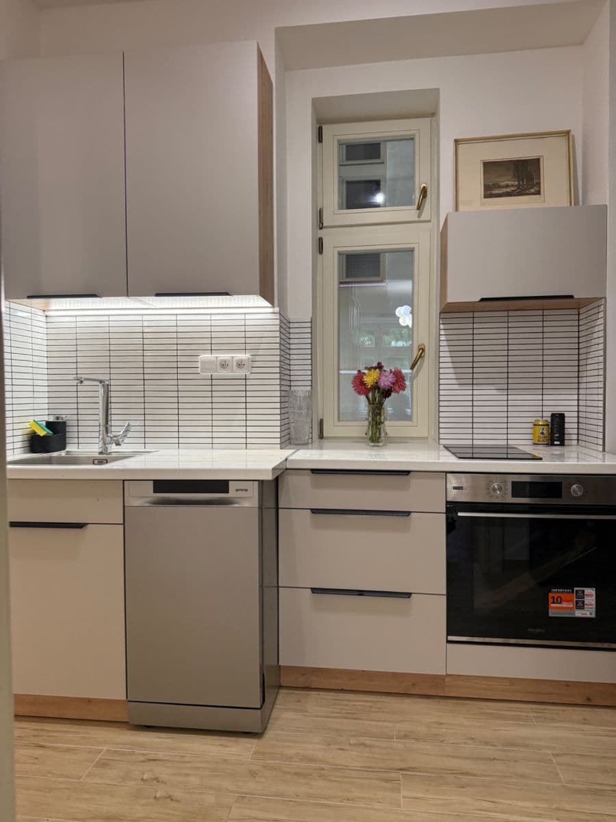 Pronájem bytu 2+kk 48 m², Čajkovského, Praha, Praha Pronájem bytu 2+kk 48 m², Čajkovského, Praha, Praha