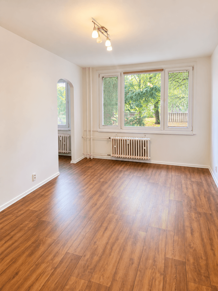 Pronájem bytu 3+1 55 m², Varnsdorfská, Praha, Praha Pronájem bytu 3+1 55 m², Varnsdorfská, Praha, Praha