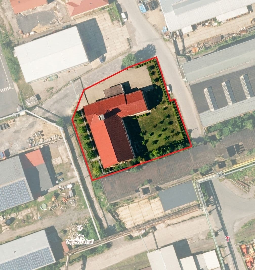 Prodej domu 1.612 m², pozemek 2.585 m², Huťská, Kladno, Středočeský kraj Prodej domu 1.612 m², pozemek 2.585 m², Huťská, Kladno, Středočeský kraj
