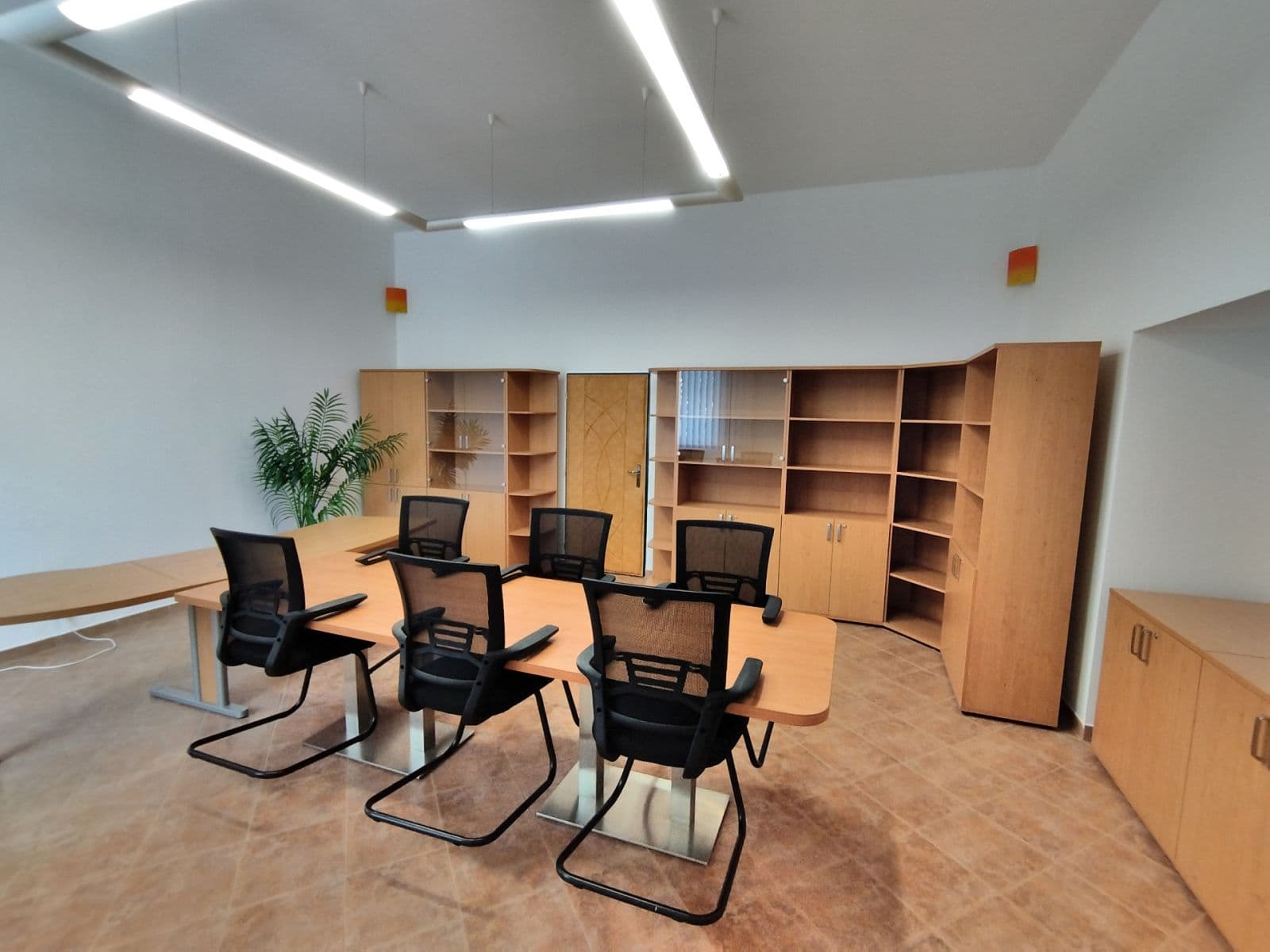 Prodej domu 1.612 m², pozemek 2.585 m², Huťská, Kladno, Středočeský kraj Prodej domu 1.612 m², pozemek 2.585 m², Huťská, Kladno, Středočeský kraj