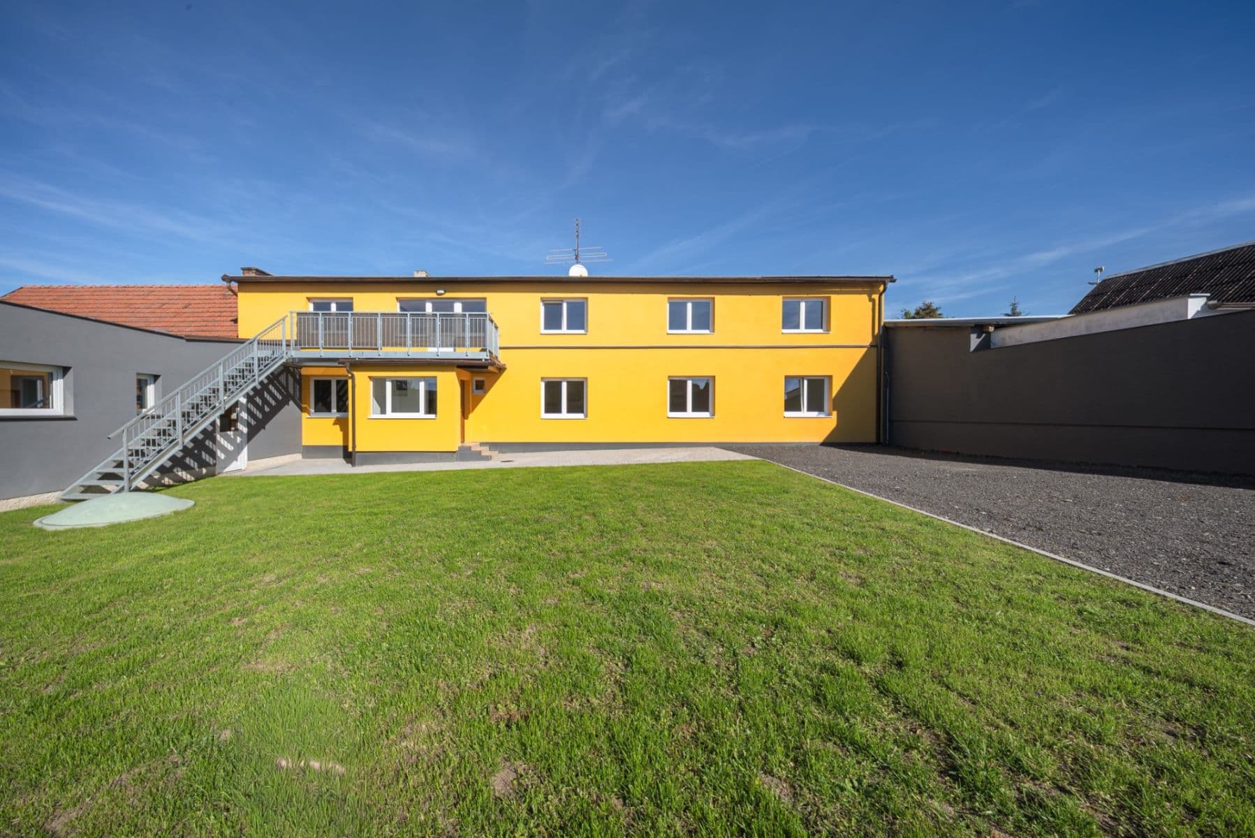 Prodej domu 355 m², pozemek 654 m², Tábor, Jihočeský kraj Prodej domu 355 m², pozemek 654 m², Tábor, Jihočeský kraj