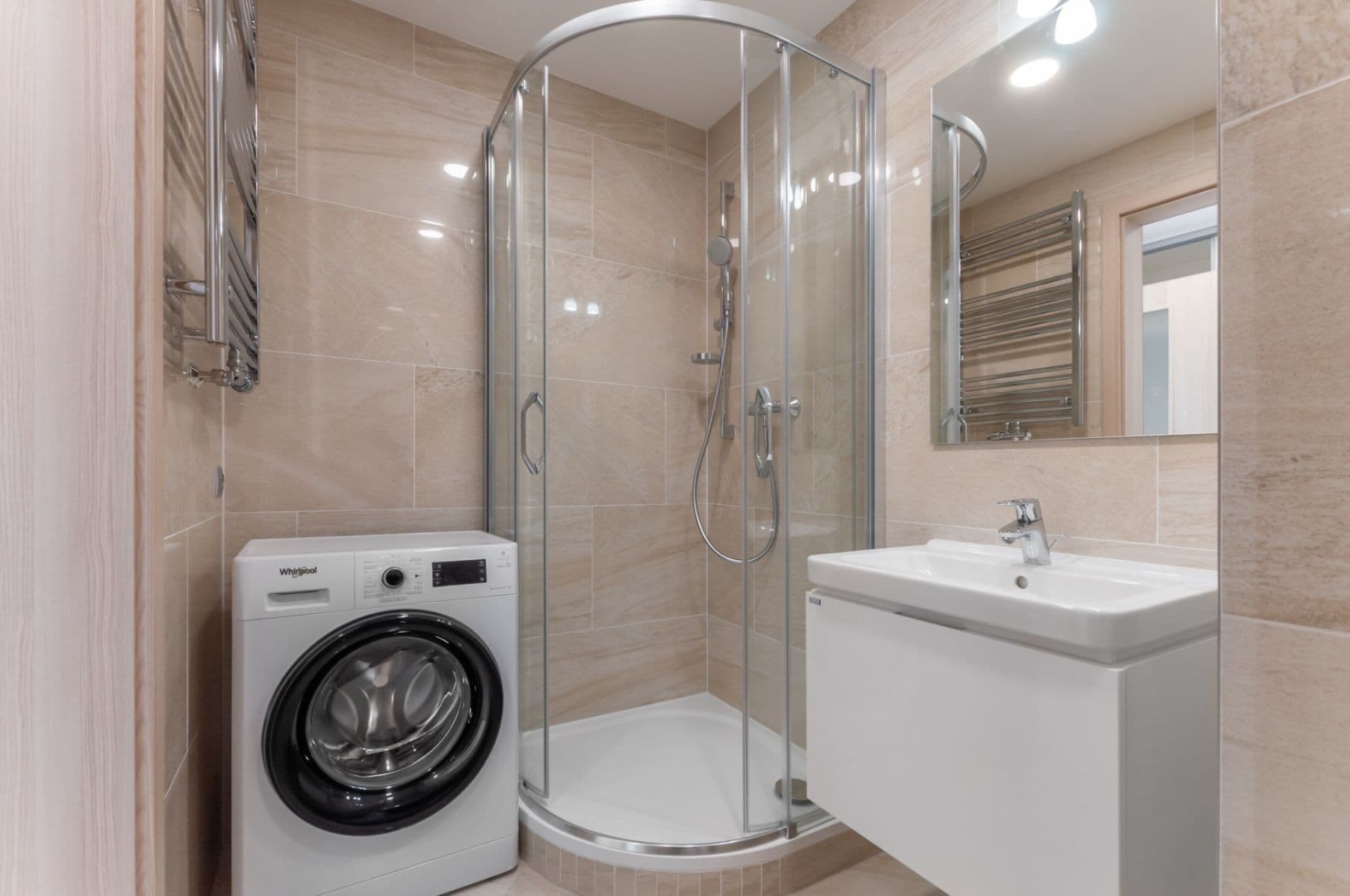 Pronájem bytu 1+kk 28 m², Bassova, Praha, Praha Pronájem bytu 1+kk 28 m², Bassova, Praha, Praha