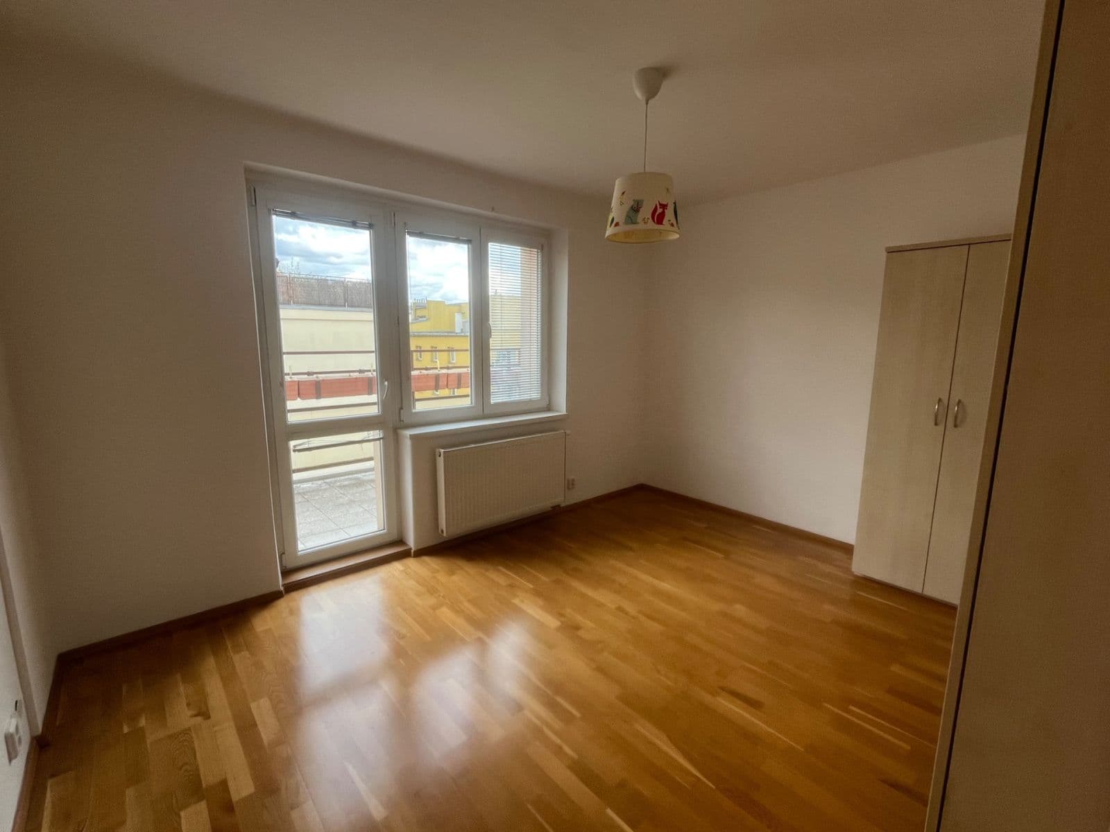 Pronájem bytu 3+kk 70 m², Zdaru, Praha, Praha Pronájem bytu 3+kk 70 m², Zdaru, Praha, Praha
