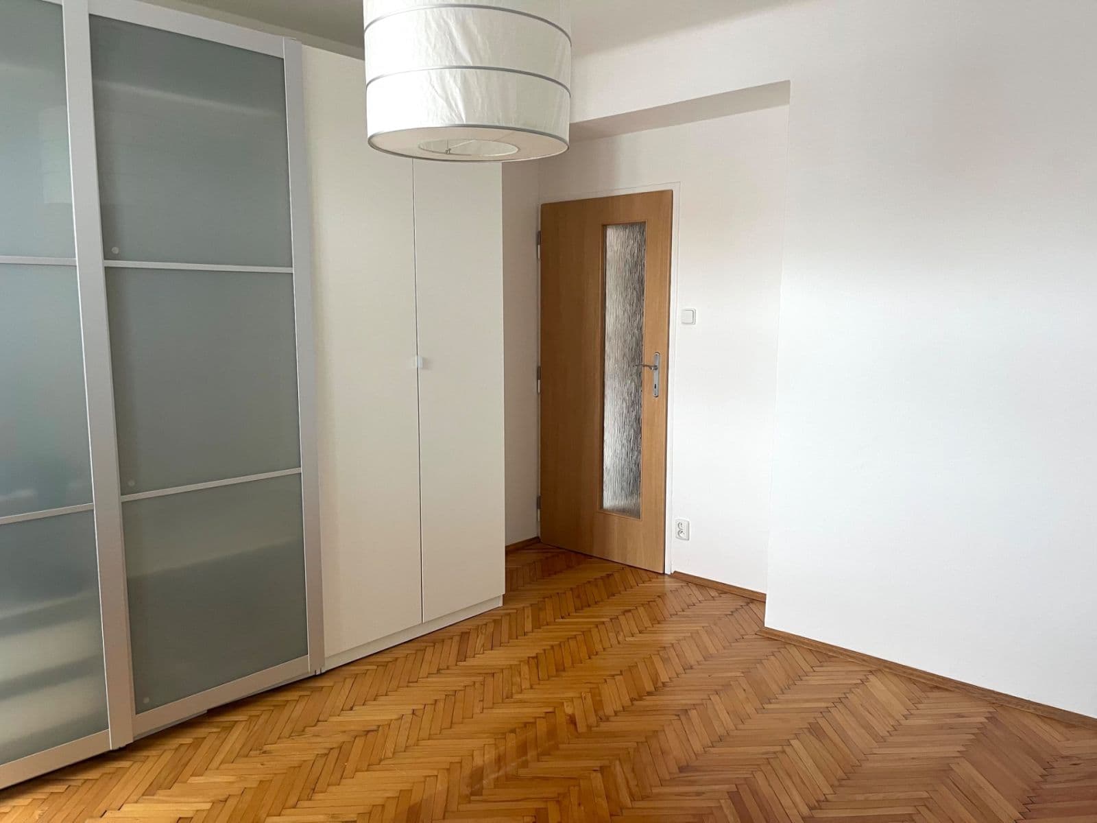 Pronájem bytu 3+kk 70 m², Zdaru, Praha, Praha Pronájem bytu 3+kk 70 m², Zdaru, Praha, Praha