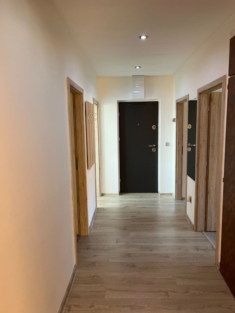 Prodej bytu 3+1 78 m², Sehradice, Zlínský kraj Prodej bytu 3+1 78 m², Sehradice, Zlínský kraj