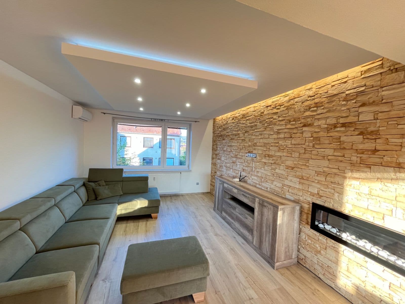 Prodej bytu 3+1 78 m², Sehradice, Zlínský kraj Prodej bytu 3+1 78 m², Sehradice, Zlínský kraj
