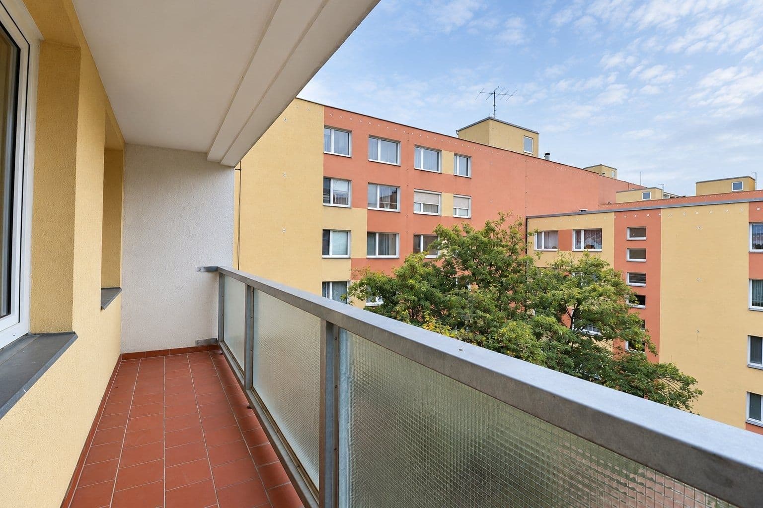 Pronájem bytu 3+1 76 m², Kopřivnická, Praha, Praha Pronájem bytu 3+1 76 m², Kopřivnická, Praha, Praha
