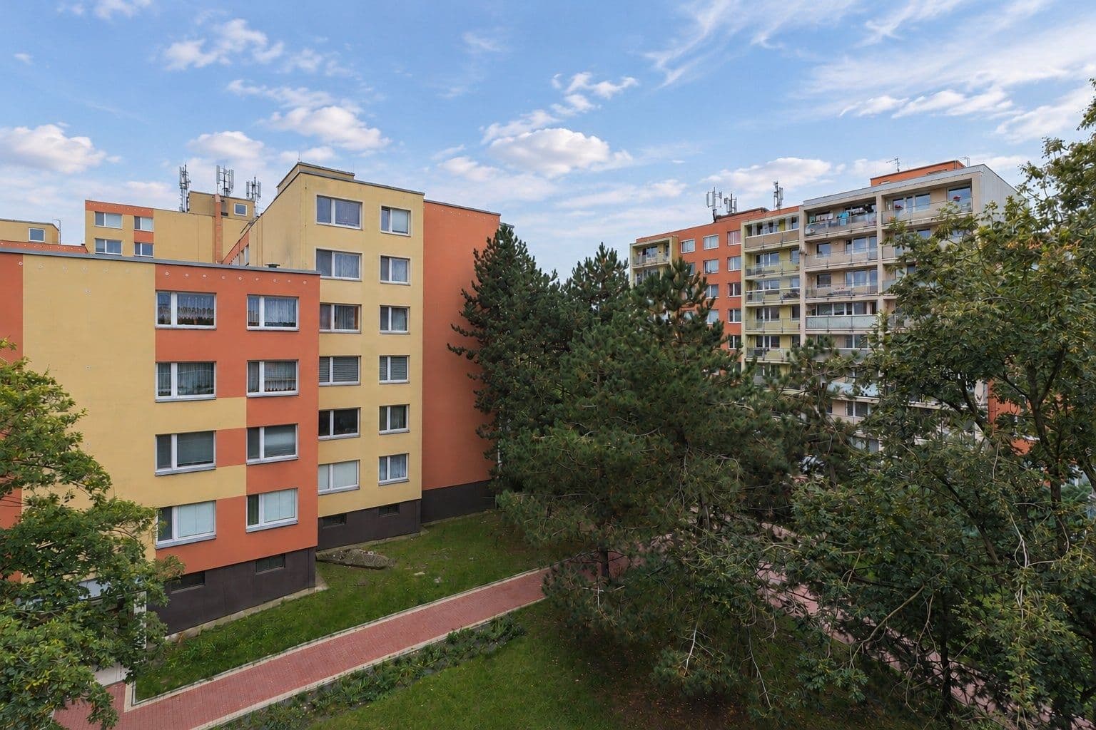 Pronájem bytu 3+1 76 m², Kopřivnická, Praha, Praha Pronájem bytu 3+1 76 m², Kopřivnická, Praha, Praha