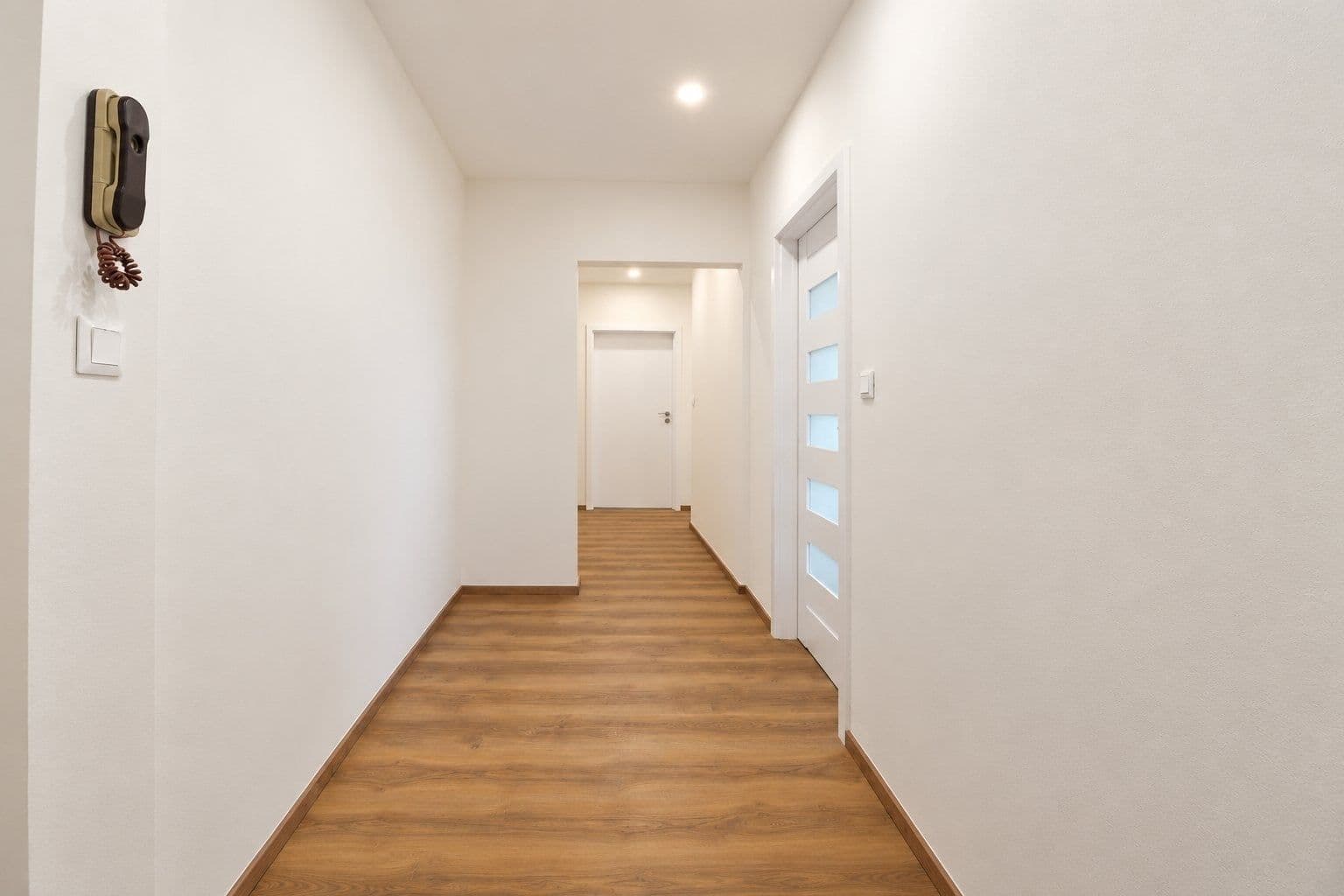 Pronájem bytu 3+1 78 m², Voskovcova, Praha, Praha Pronájem bytu 3+1 78 m², Voskovcova, Praha, Praha