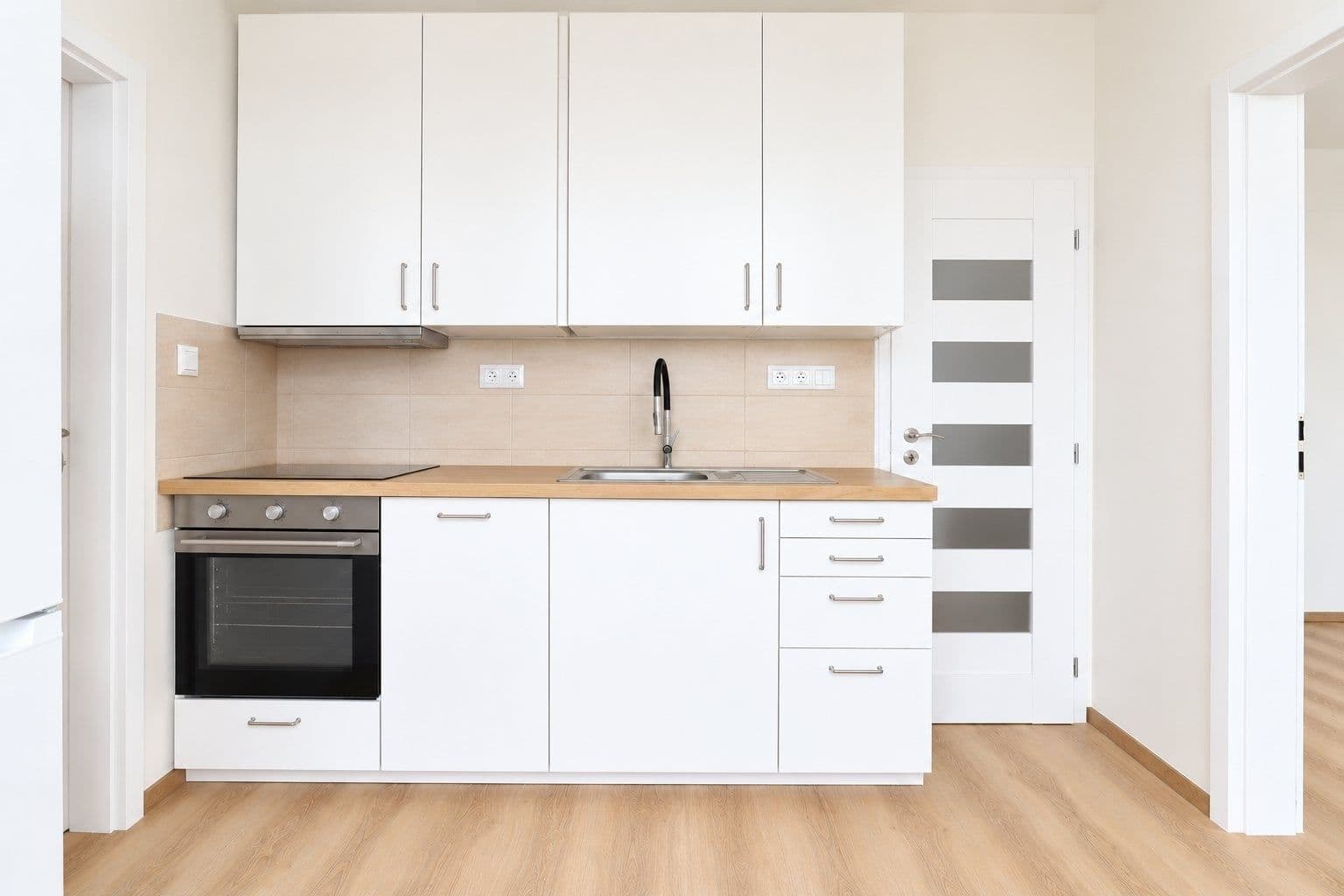 Pronájem bytu 3+1 78 m², Voskovcova, Praha, Praha Pronájem bytu 3+1 78 m², Voskovcova, Praha, Praha