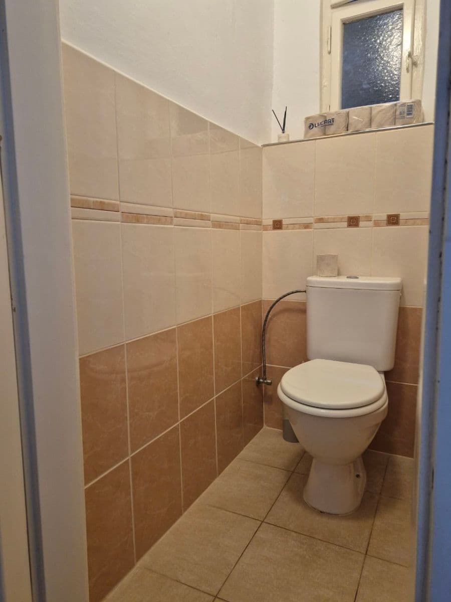 Pronájem bytu 2+1 68 m², Jana Zajíce, Praha, Praha Pronájem bytu 2+1 68 m², Jana Zajíce, Praha, Praha