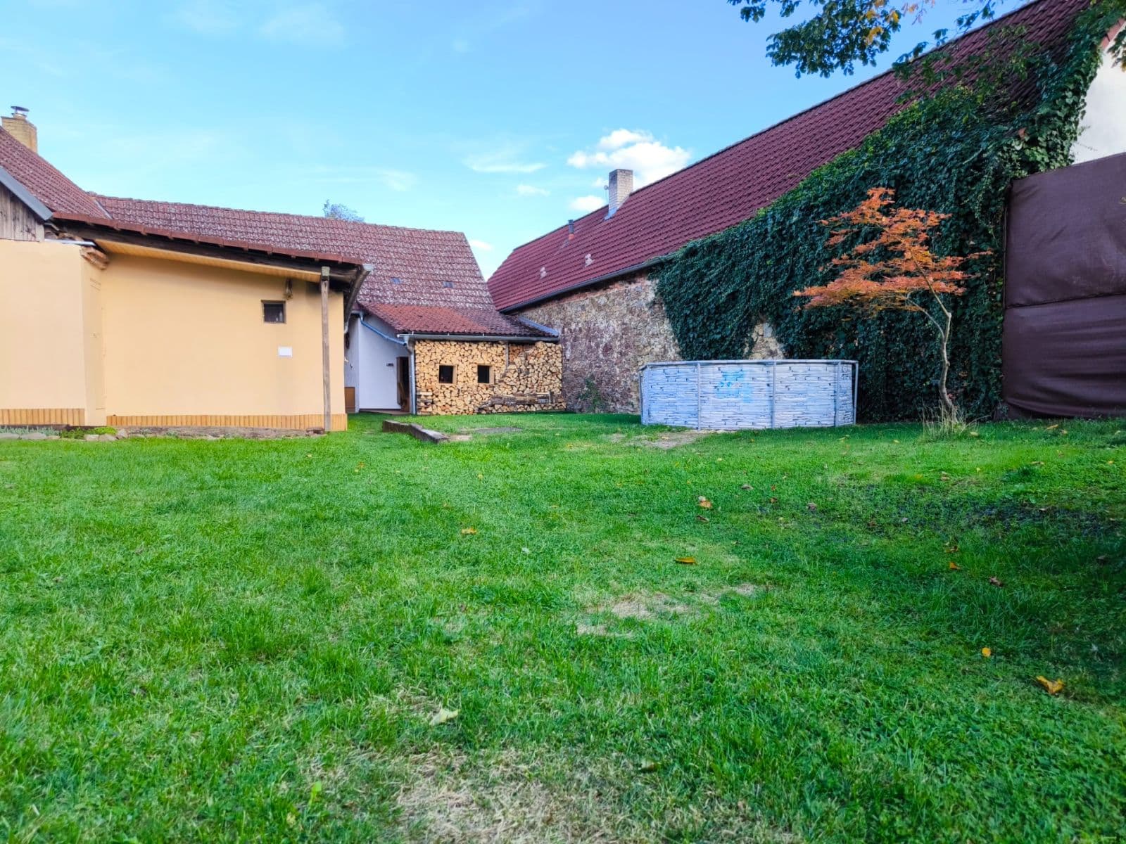 Prodej domu 158 m², pozemek 1.019 m², Dívčice, Jihočeský kraj Prodej domu 158 m², pozemek 1.019 m², Dívčice, Jihočeský kraj