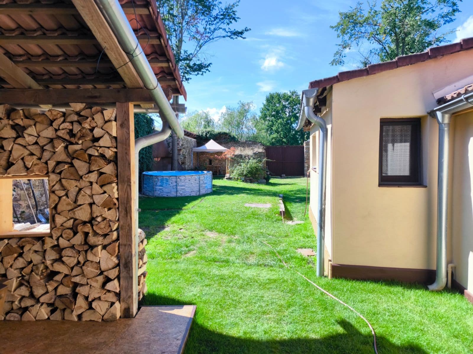 Prodej domu 158 m², pozemek 1.019 m², Dívčice, Jihočeský kraj Prodej domu 158 m², pozemek 1.019 m², Dívčice, Jihočeský kraj