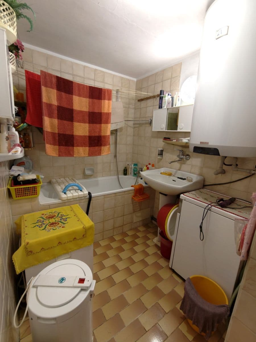 Prodej domu 199 m², pozemek 766 m², Velké Popovice, Středočeský kraj Prodej domu 199 m², pozemek 766 m², Velké Popovice, Středočeský kraj