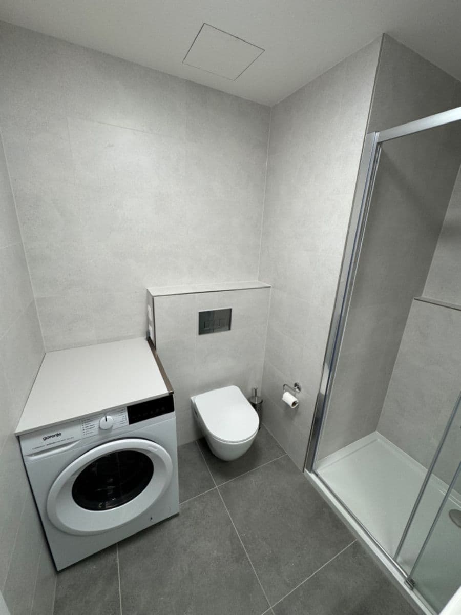 Pronájem bytu 1+kk 29 m², Ocelářská, Praha, Praha Pronájem bytu 1+kk 29 m², Ocelářská, Praha, Praha