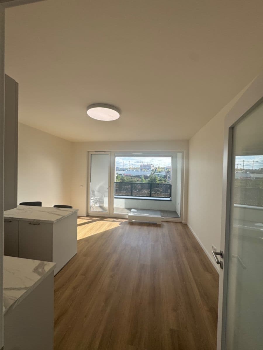 Pronájem bytu 1+kk 29 m², Ocelářská, Praha, Praha Pronájem bytu 1+kk 29 m², Ocelářská, Praha, Praha