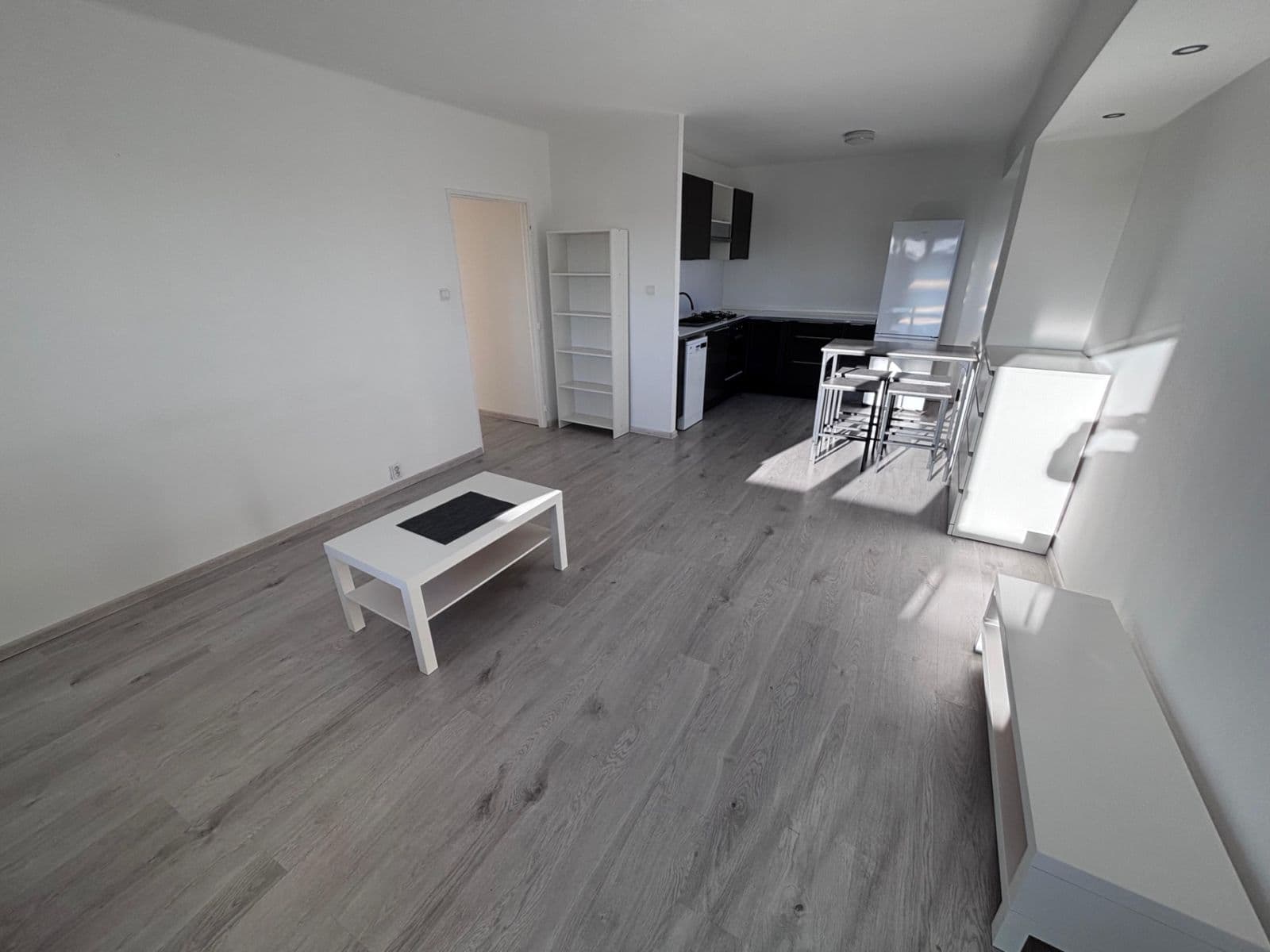 Pronájem bytu 3+kk 60 m², Dlouhá třída, Havířov, Moravskoslezský kraj Pronájem bytu 3+kk 60 m², Dlouhá třída, Havířov, Moravskoslezský kraj