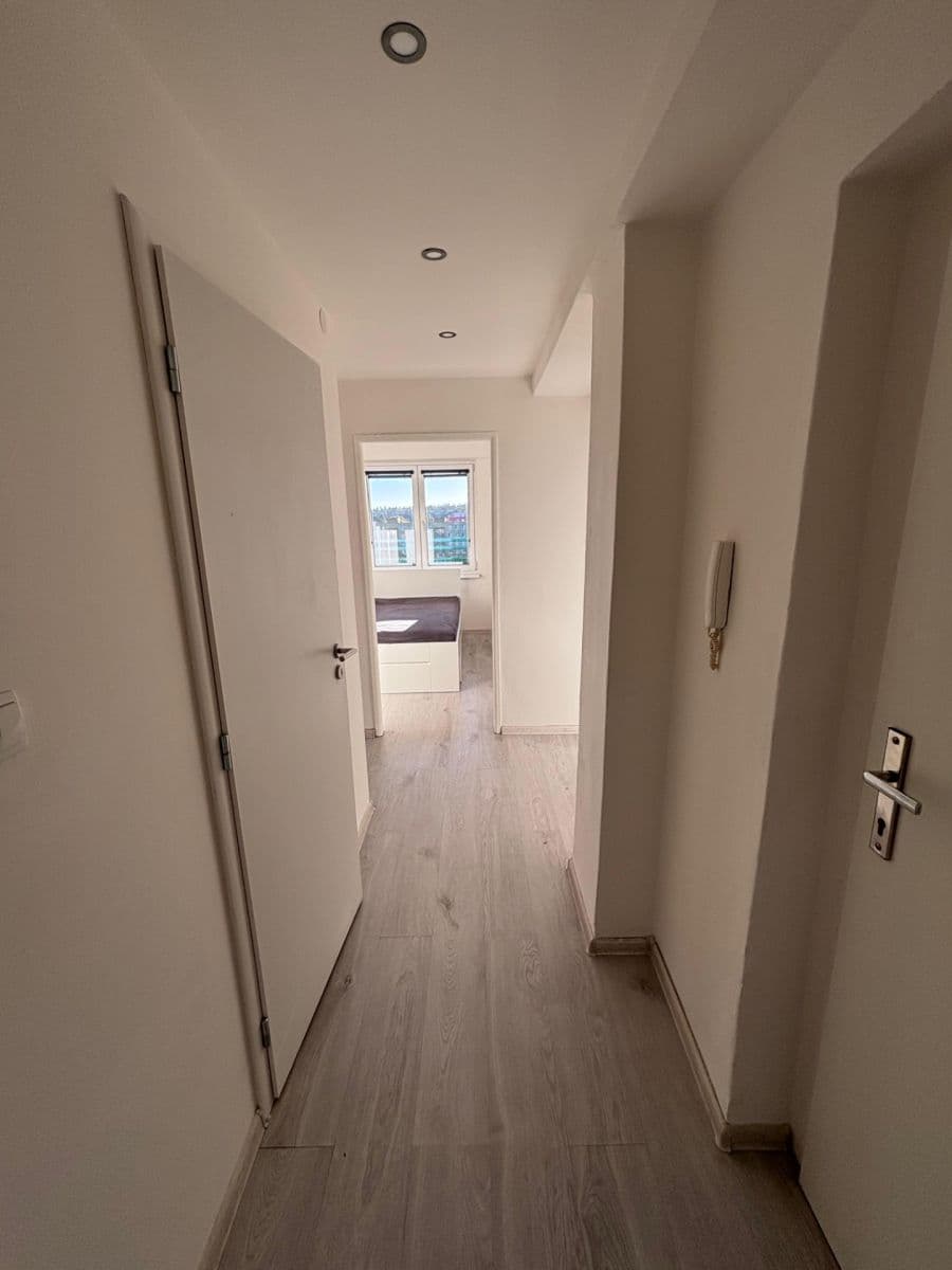 Pronájem bytu 3+kk 60 m², Dlouhá třída, Havířov, Moravskoslezský kraj Pronájem bytu 3+kk 60 m², Dlouhá třída, Havířov, Moravskoslezský kraj