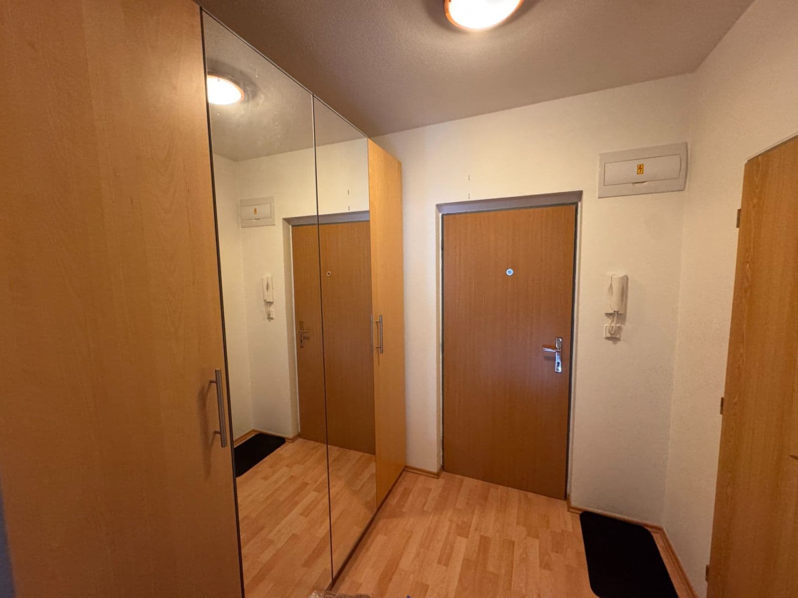 Pronájem bytu 1+kk 36 m², Novovysočanská, Praha, Praha Pronájem bytu 1+kk 36 m², Novovysočanská, Praha, Praha
