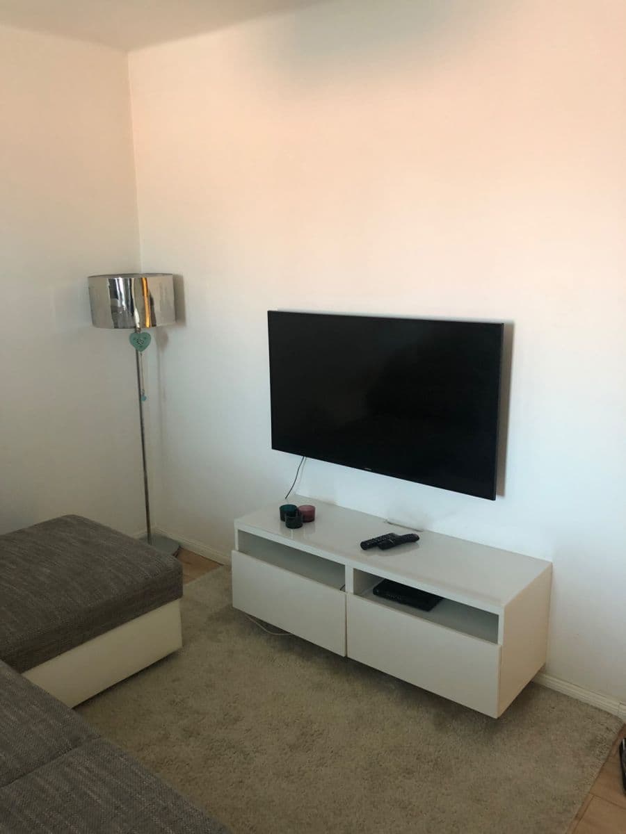 Pronájem bytu 2+1 33 m², Pluhová, Nové Mesto, Bratislavský kraj Pronájem bytu 2+1 33 m², Pluhová, Nové Mesto, Bratislavský kraj