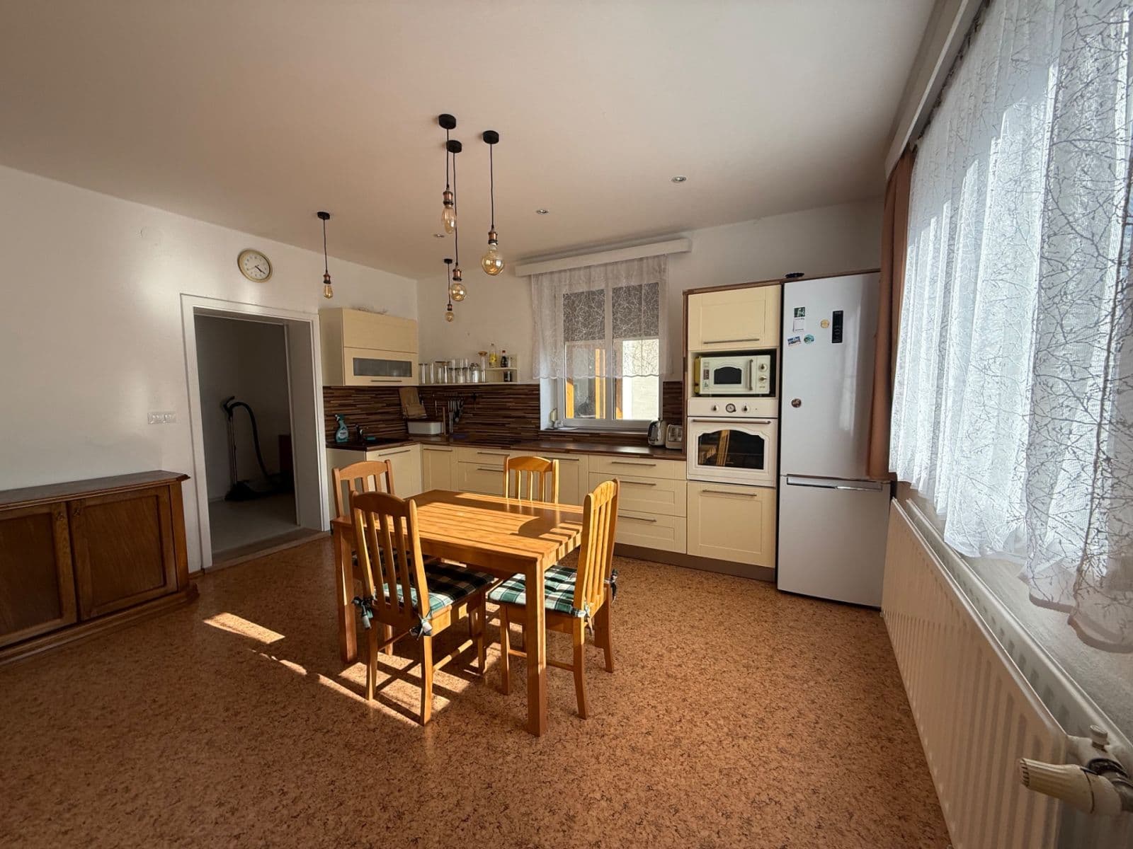 Pronájem domu 146 m², pozemek 559 m², Drozdov, Středočeský kraj Pronájem domu 146 m², pozemek 559 m², Drozdov, Středočeský kraj