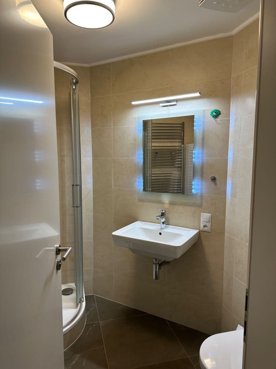 Pronájem bytu 2+kk 54 m², Tyršova, Praha, Praha Pronájem bytu 2+kk 54 m², Tyršova, Praha, Praha