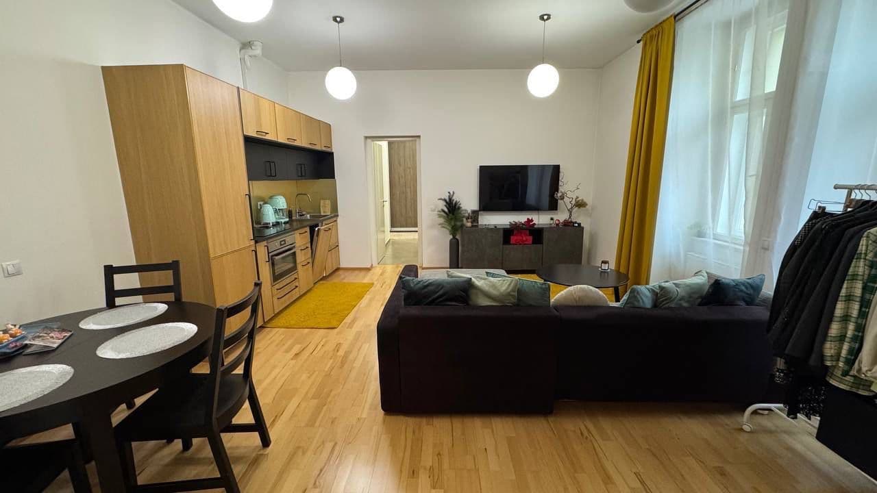 Pronájem bytu 2+kk 54 m², Tyršova, Praha, Praha Pronájem bytu 2+kk 54 m², Tyršova, Praha, Praha