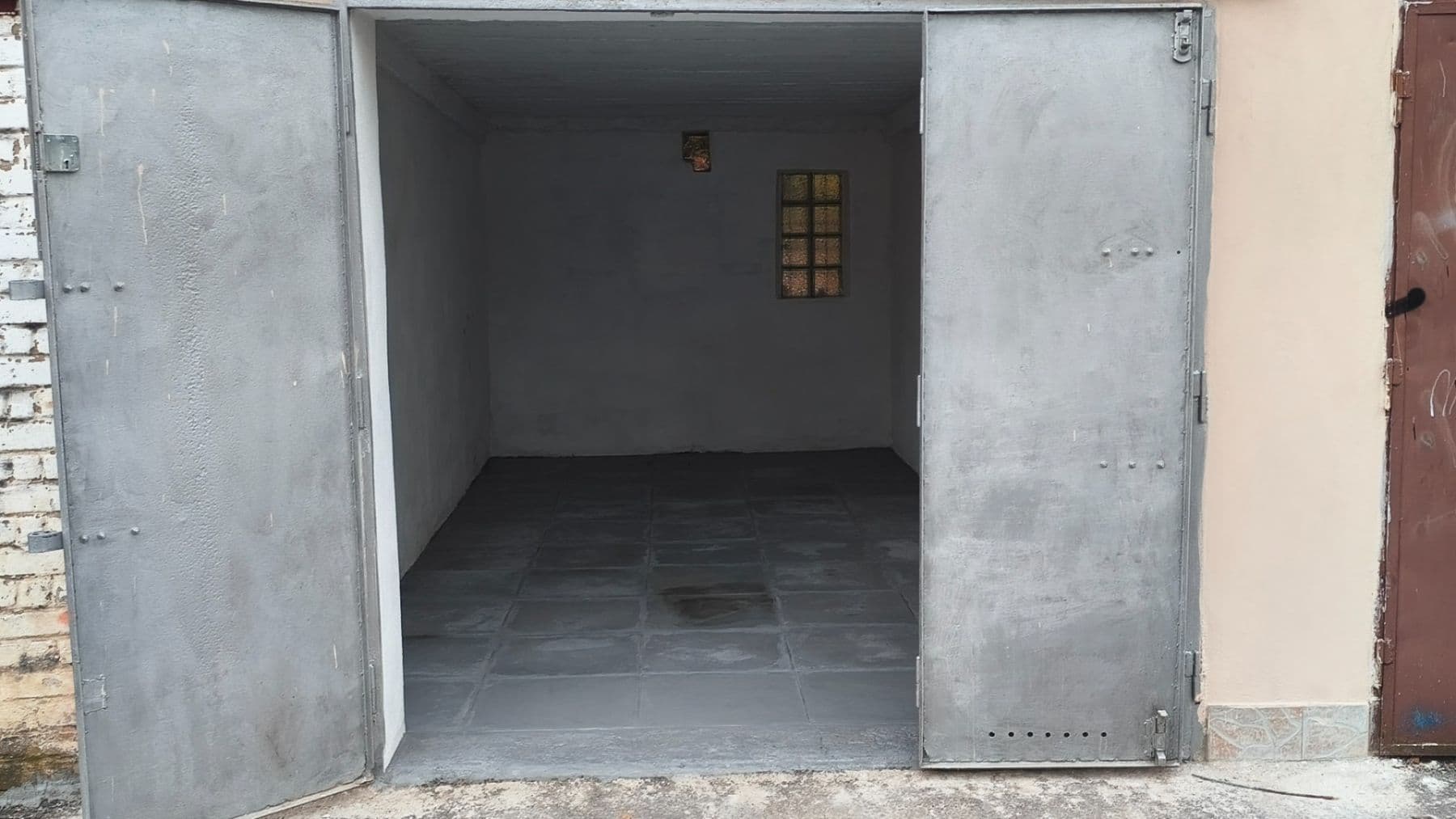 Pronájem garáže 16 m², Praha, Praha Pronájem garáže 16 m², Praha, Praha