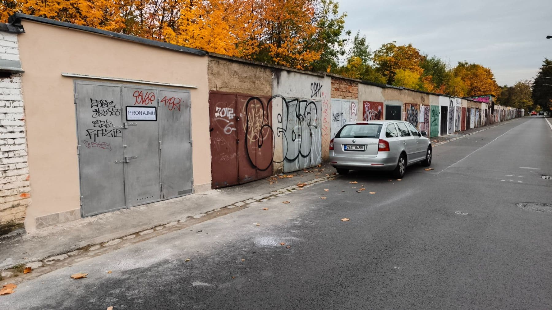 Pronájem garáže 16 m², Praha, Praha Pronájem garáže 16 m², Praha, Praha
